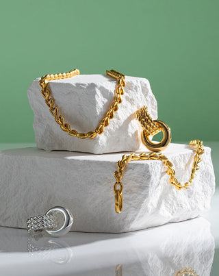 Ring Entwine Chunky Earrings