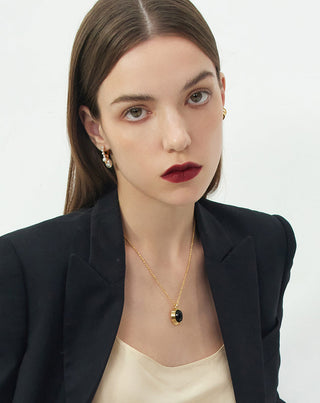 Agate Pendant Necklace