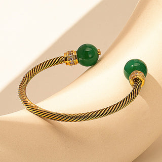 Vintage Agate Bracelet in Gold