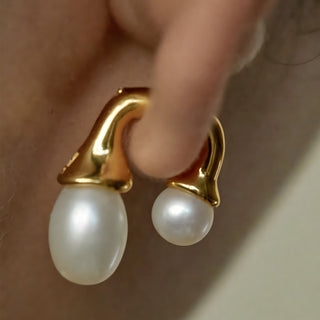 Double Pearls Earrings