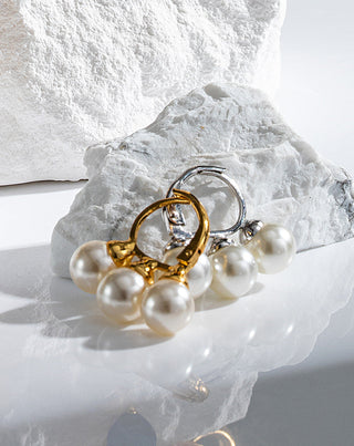 Pearl Huggies Gold